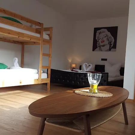 Hotel Hof Von Oldenburg 3*